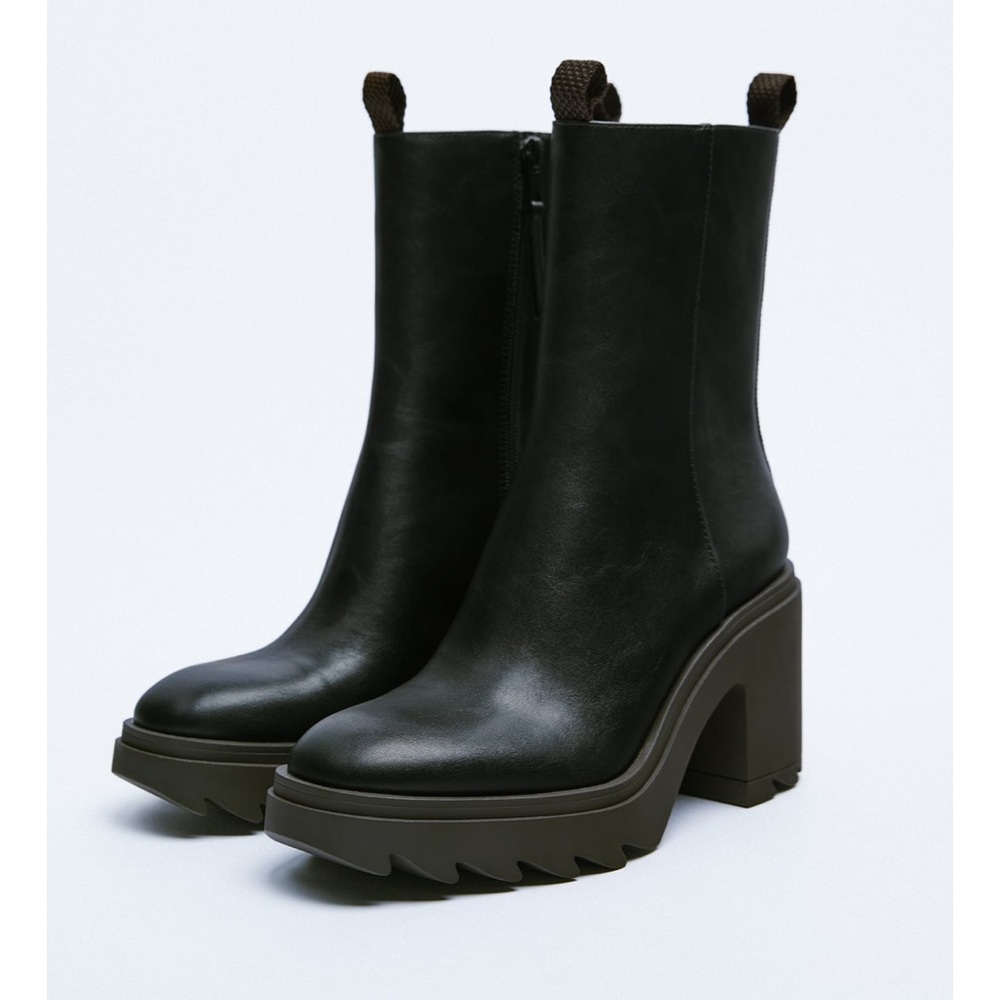Zara  rubberized heeled ankle boots